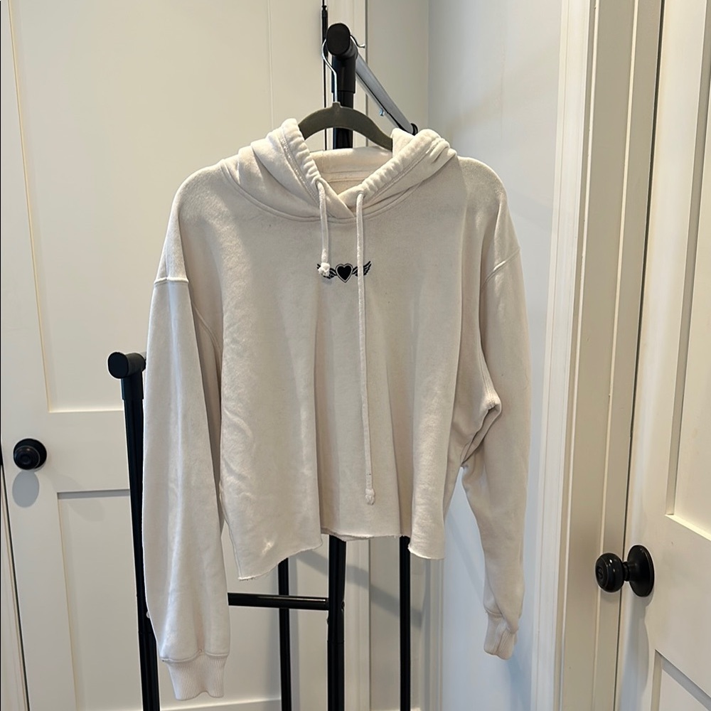 Hollister Women's white cropped Hoodie